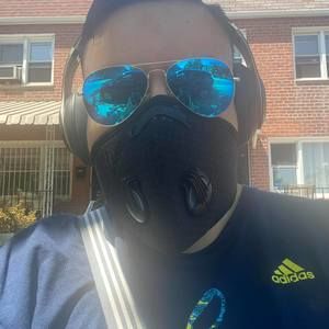 Meet your Posher, Camilo